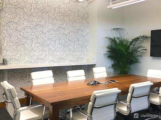 Working at Büro Coconut Grove at Miami
