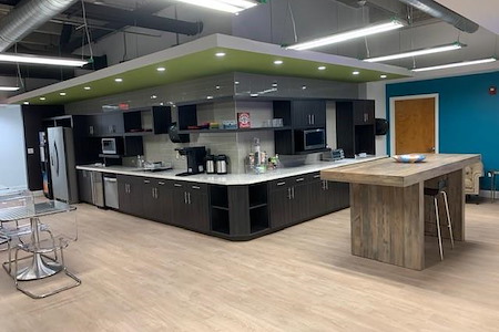 Crown Center Executive Suites (CCESuites) - Cypress Training Room