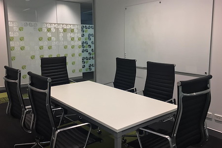 The Suites, Westlink Green - The Suites Meeting Room 2