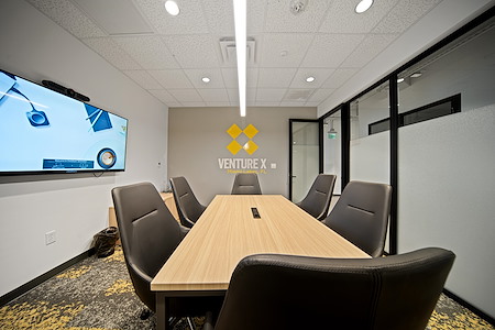 Venture X Miami Lakes - Mahogany Meeting Room