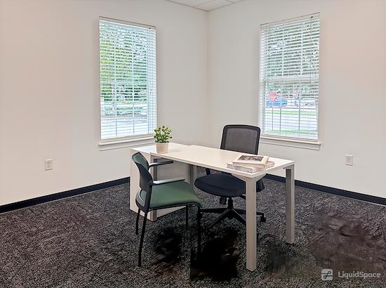 Working at HQ | FL, Altamonte Springs - Westmonte Dr at Altamonte Springs