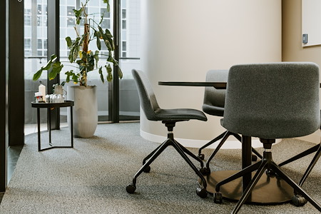 The Loft Workspaces - Meeting Room 204