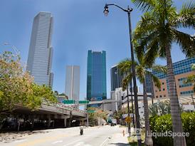 Regus | Wells Fargo Plaza