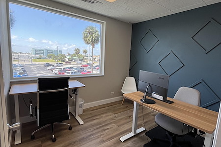 Cocoa Beach Office CoWorking - Team Office WEEKLY PASS