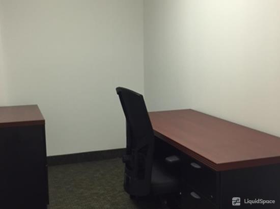 Working at Crown Center Executive Suites (CCESuites) at Fort Lauderdale
