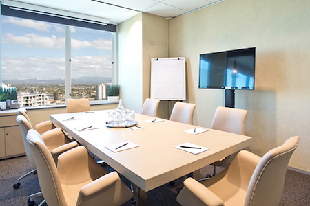 Regus | GOLD COAST, Surfers Paradise - Meeting Room