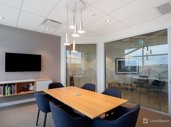 Working at SPACES | BC, Victoria - Spaces Uptown Vic at Victoria