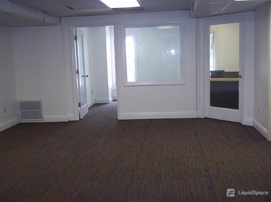 Working at Crealde Business Center LLC at Winter Park