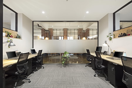 United Co. - 6-Workstation Private Office