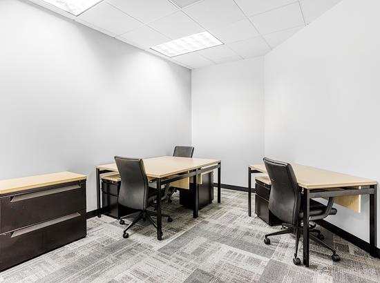 Working at Regus | Huntington Square III at Miramar