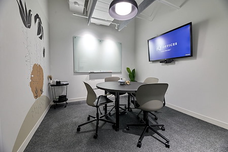 iQ Offices | 1055 West Georgia St. - Burrard Room