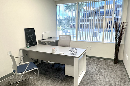Office Evolution Boca Raton - Private Office Window - Large