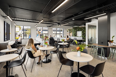 Riva Offices - Dedicated Desk 1