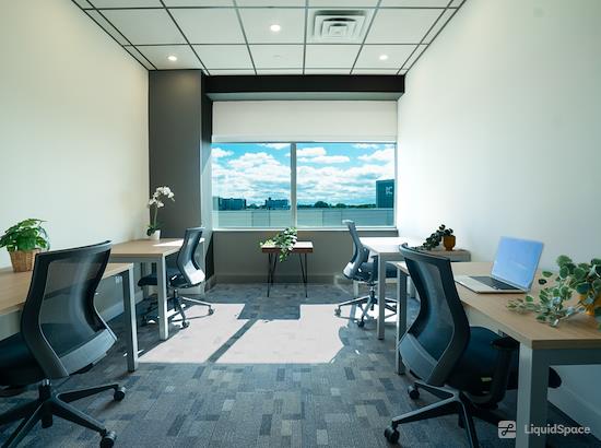 Working at Venture X Etobicoke at Toronto