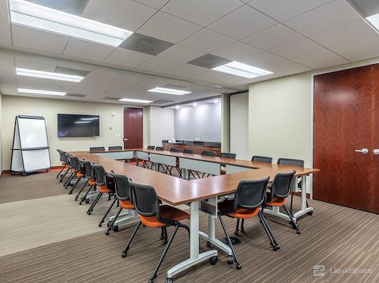 Working at Metro Offices - Farragut at Washington