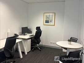 CorporateCubes.Co - 330 Collins Street