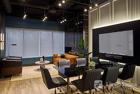 Privat & Luxurious Business Lounge