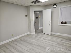 Crealde Business Center LLC