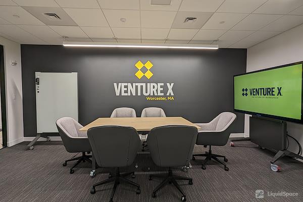 Venture X Worcester | Mercantile Center - 6 Person Meeting Room | Union Station