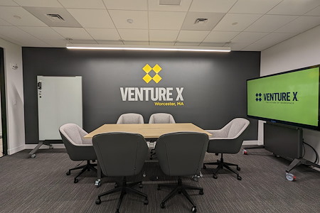 Venture X Worcester | Mercantile Center - 6 Person Meeting Room | Union Station