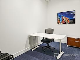 Regus | FL, Jacksonville - Dennis Street