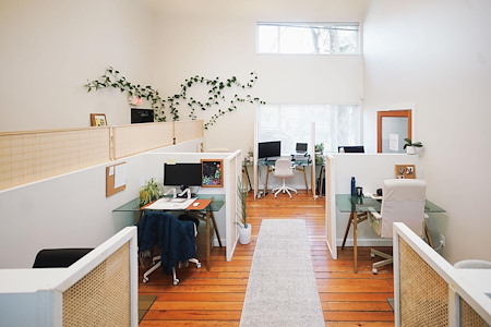 OneSpace - Dedicated Private Desk