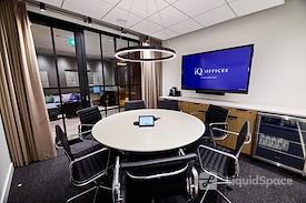 iQ Offices | 302 Bay St.