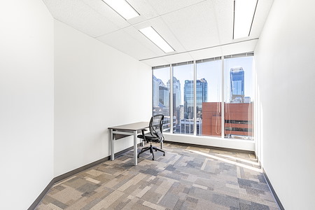 Regus | AB, Calgary – Altius Centre - Day Desk