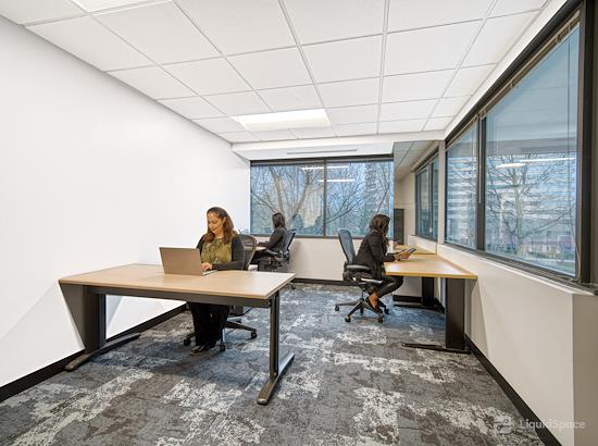Working at Regus | Democracy Plaza at Bethesda