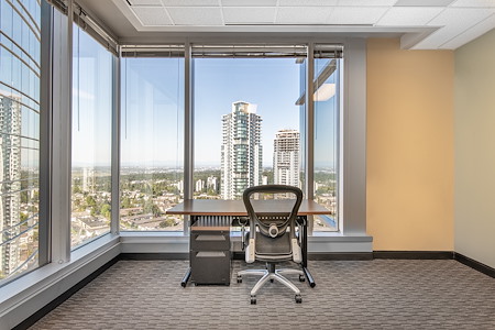 Regus | BC, Burnaby – Metrotown - Day Desk