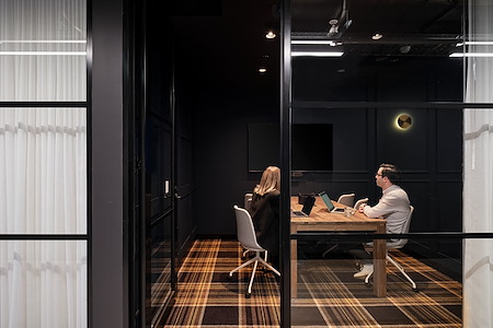 CreativeCubes.Co - East Melbourne - Breakthrough