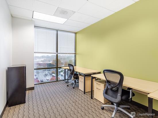 Working at Regus || Lighton Tower at Overland Park