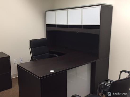 Working at Empire Executive Offices at Fort Lauderdale