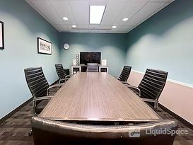 Regus | Yonge and Sheppard