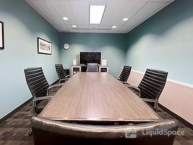 Regus | Yonge and Sheppard