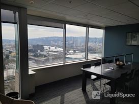 Regus || Liberty Centre Lloyd District