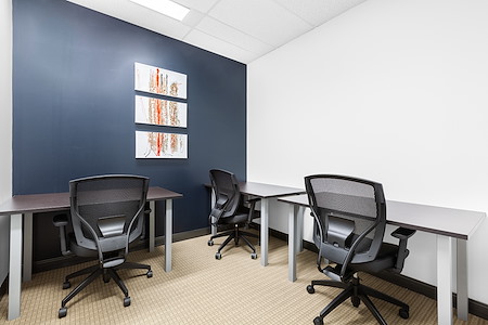 Regus | University Street - Day Desk
