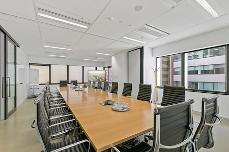 workspace365 - Bond Centre - Midnight Rambler Meeting Room