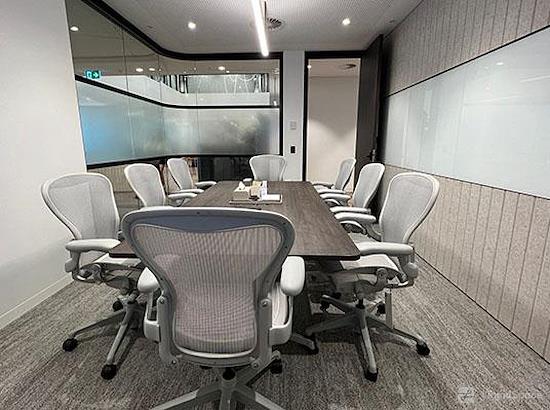 Working at The Executive Centre - Salesforce Tower at Sydney