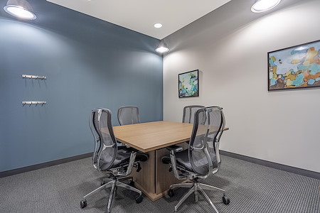 Regus | Causeway Square - Meeting Room