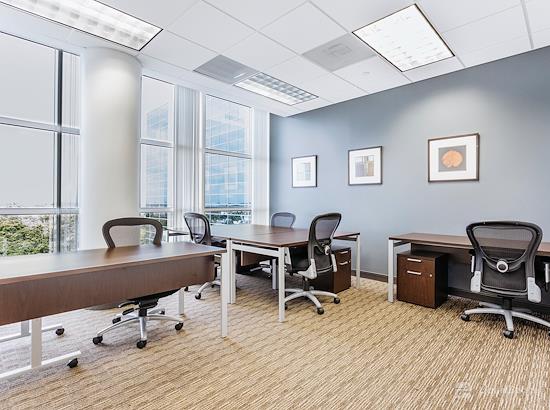 Working at Regus | Presidential Circle at Hollywood