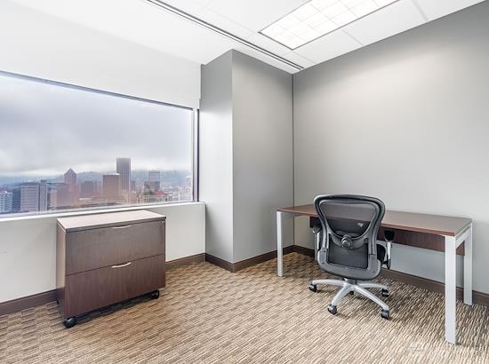 Working at Regus | US Bancorp Tower Downtown PDX at Portland