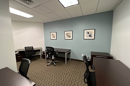 Regus | Edgewater Place - Day Office
