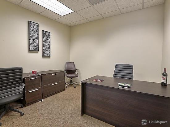 Working at Empire Executive Offices at Fort Lauderdale