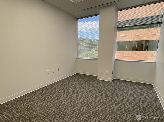 Working at Oasis Office space-Fairfax,Virginia at Fairfax