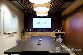 iQ Offices | 222 Queen St
