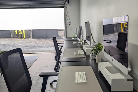 Professional Co-Working Space in Burleigh Heads - Hot Desk 1