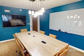 Apt CoWork at Cottonwood Bayview
