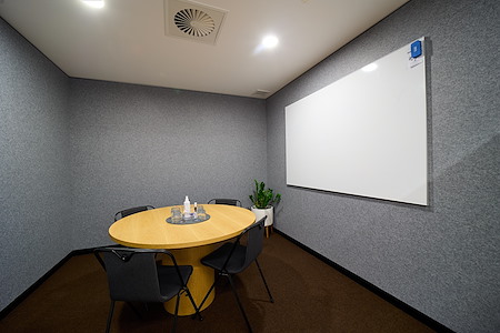 Workspace365 - 260 Queen Street - Meeting Room 5