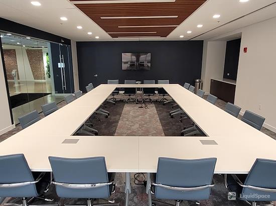 Working at Office Evolution - Fairfax at Fairfax